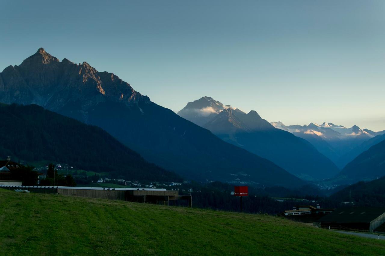 Apartment Wiesenhof - Natur & Weitblick Ueber Innsbruck - Ladestation Fuer Elektroautos Eksteriør billede