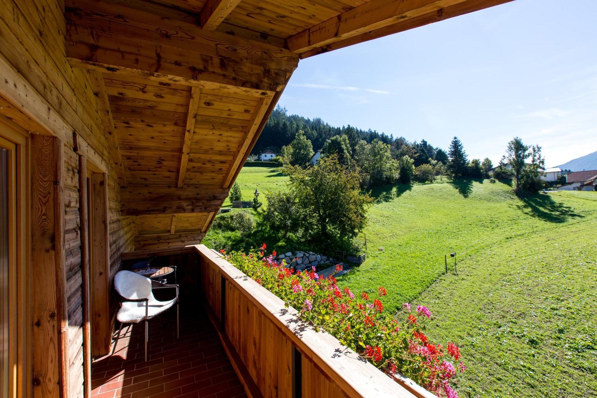 Apartment Wiesenhof - Natur & Weitblick Ueber Innsbruck - Ladestation Fuer Elektroautos Eksteriør billede